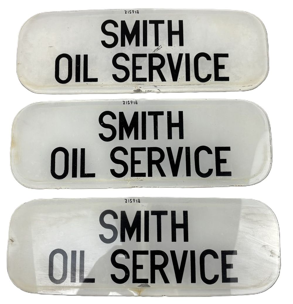 Lot 217: Smith Oil Service Lot 3 Original 1950s Gas Pump Ad Glass Signs
