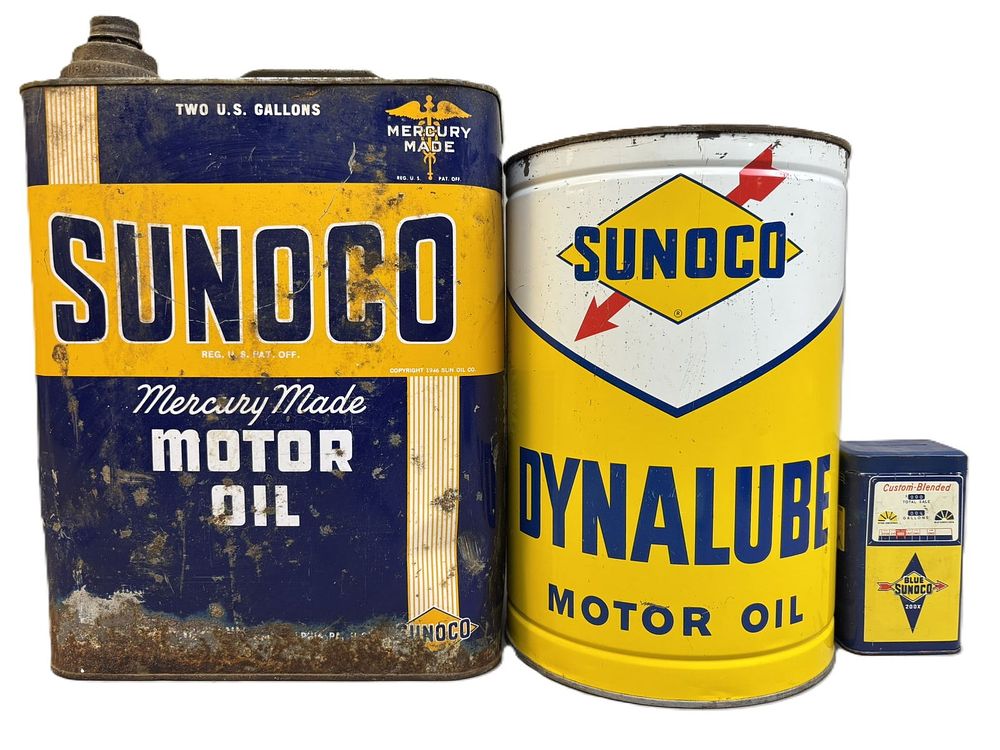 Lot 338: Sunoco Lot 3 Cans 2 Gallon Mercury Dynalube 5 Quart & Coin Bank