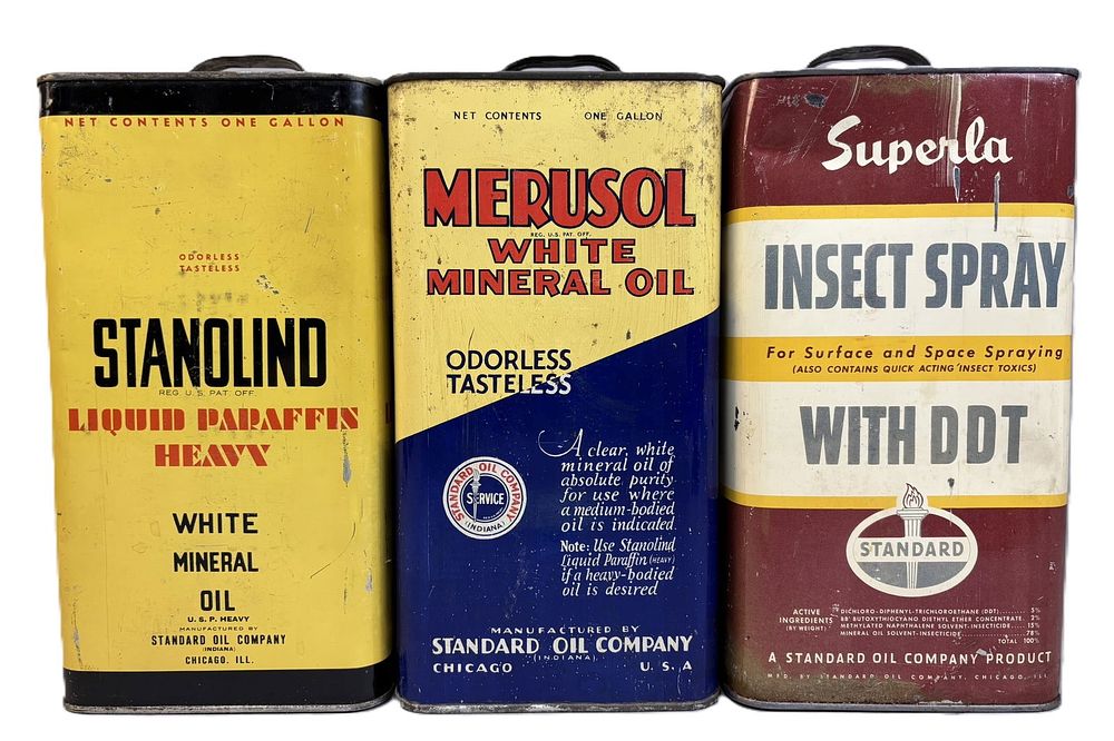 Lot 340: Standard Oil Co Lot 3 1930s 1 Gallon Cans: Stanolind Merusol & Superla Insect Spray