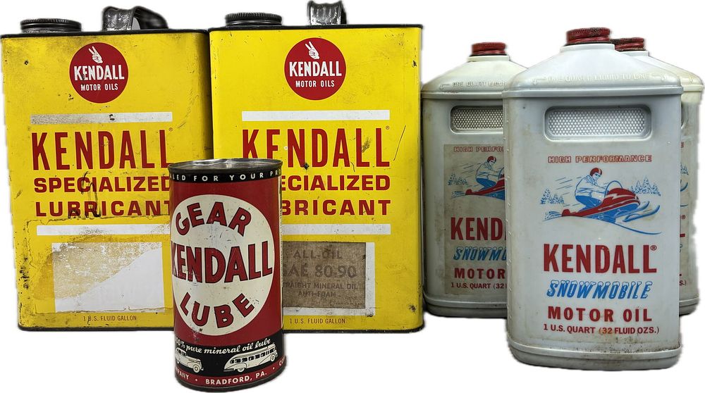 Lot 359: Kendall Lot 6 Motor Oil 1 Gallon Lubricant & Snowmobile Quart Cans