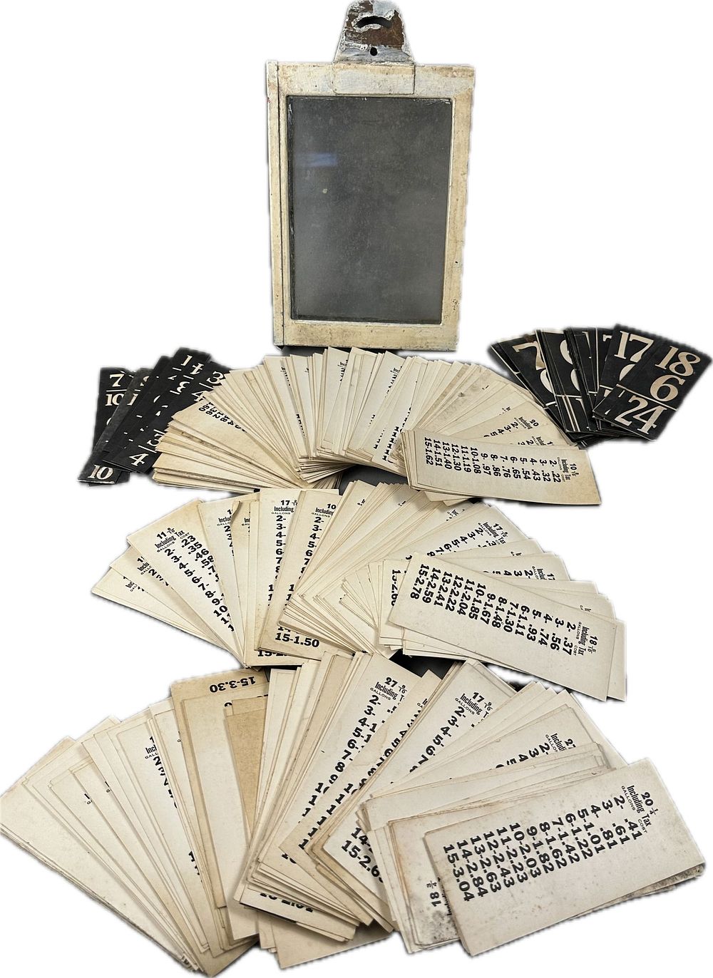 Lot 364B: Antique Visible Gas Pricer Box w/ 100s Card Stock Inserts