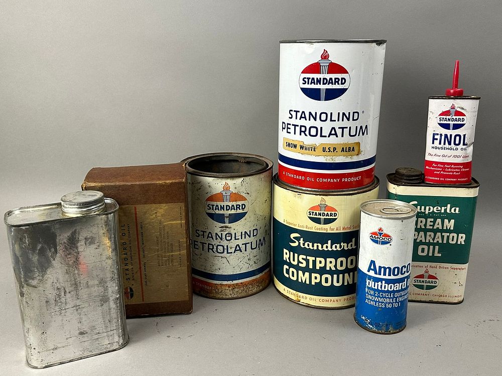 Lot 380: Lot 7 Standard Oil Amoco Finol Cream Separator Quart Grease Can