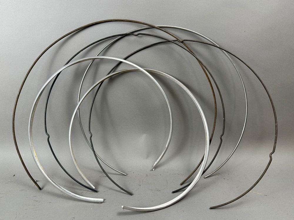 Lot 393: Lot 6 Snap Ring Gas Pump Globes 4 15" 2 13.5"