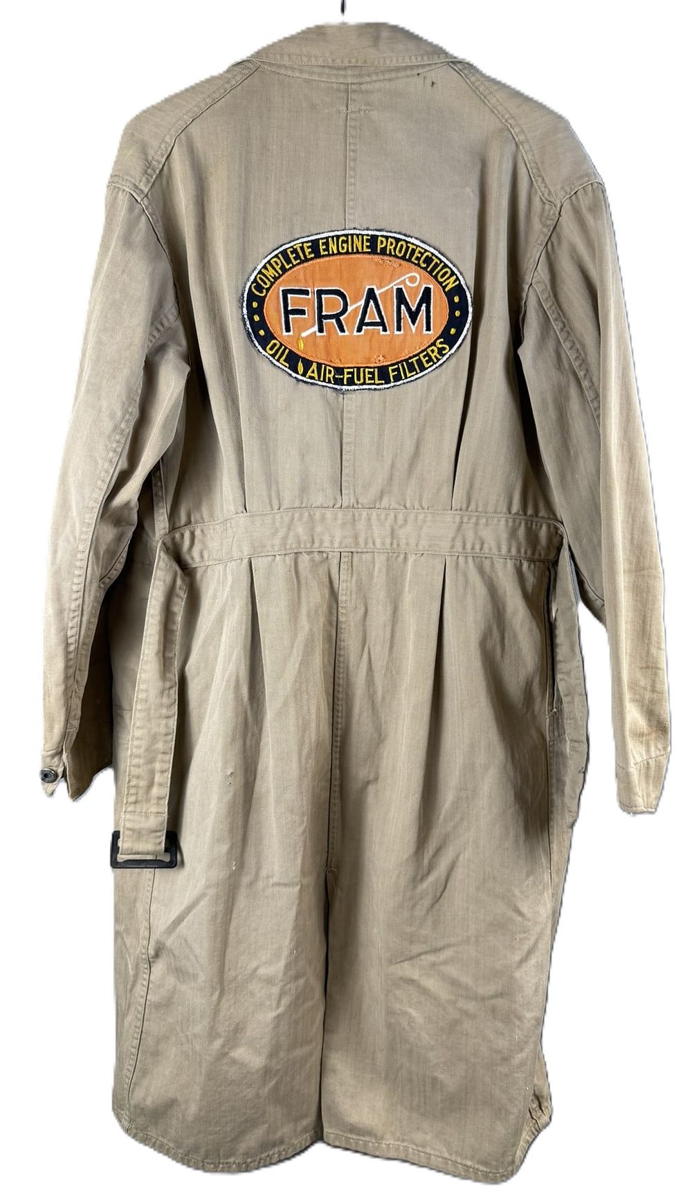 Lot 396: Fram Oil Filters Complete Engine Protection 50s by Perfect Jacket Size 42 Sanforized Shop Coat