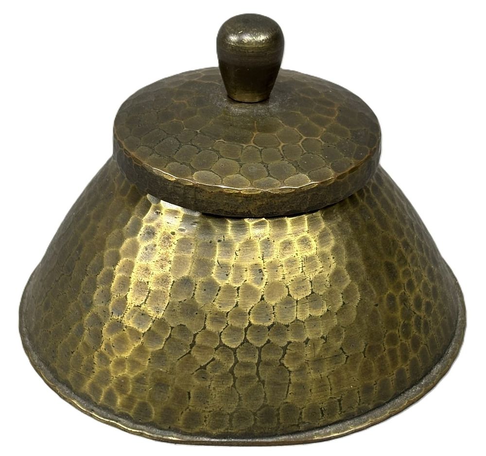 Lot 279: Antique Roycroft Arts & Crafts Mission Hand Hammered Copper Inkwell