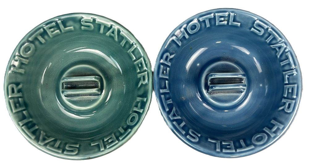 Lot 309: Pair 1920s Hotel Statler Detroit Michigan Blue & Green Ceramic Ashtrays