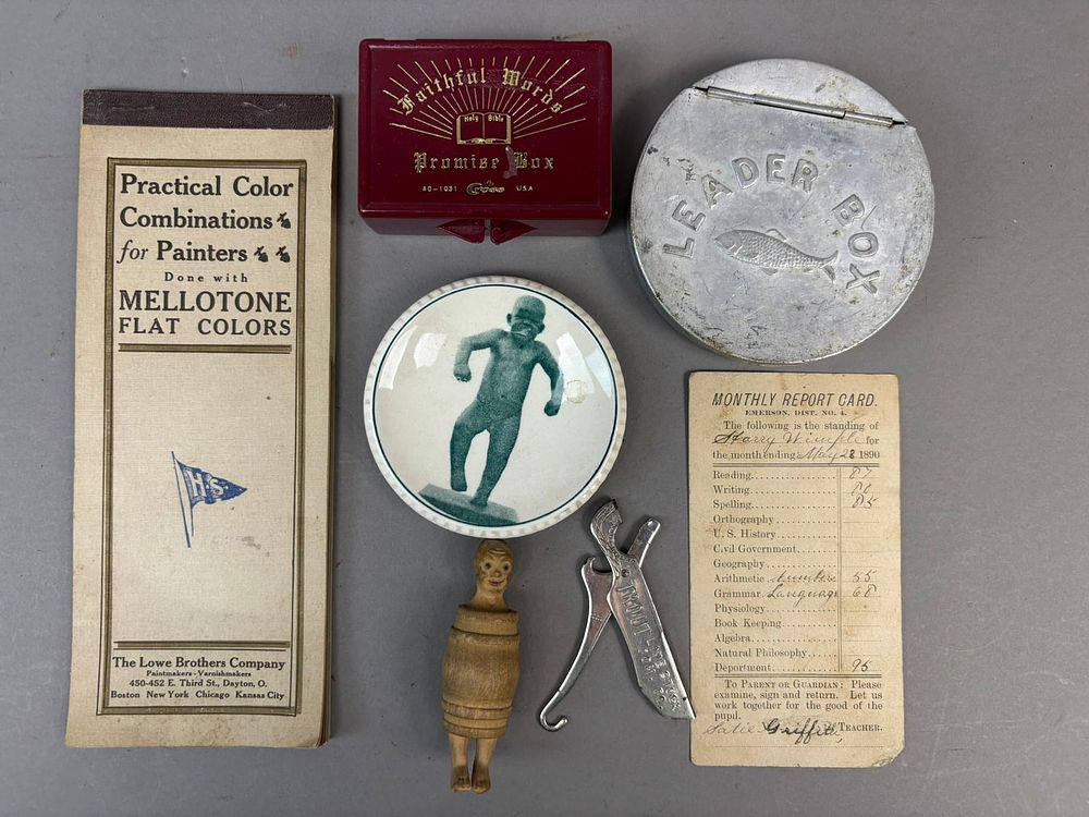 Lot 335: Lot 7 Original Advertising Items: Faithful Words Leader Box Lowe Brothers Paints
