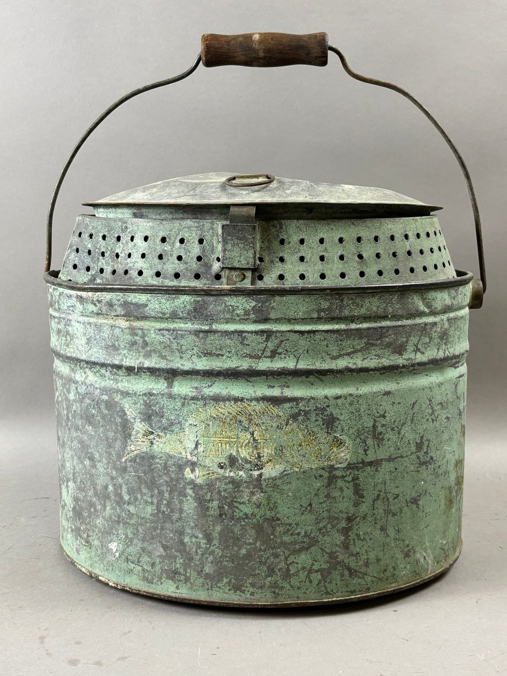 Lot 350: Antiqu Vtg Early 1900s-20s Falls City Submarine 10 Quart Minnow Bucket EX+