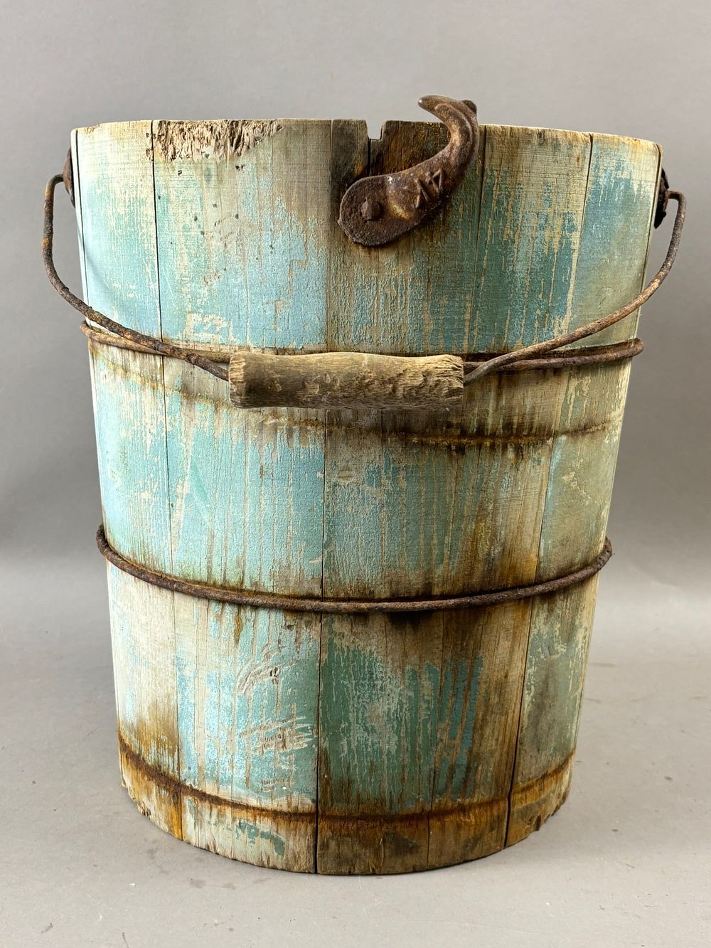 Lot 353: Antique Blue Painted Wooden Ice Cream Primitive Bucket