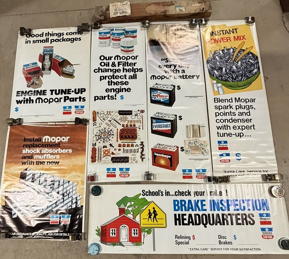 Lot 418: Mopar Chrysler 1970s Promotional Lot 5 Posters Pinbacks