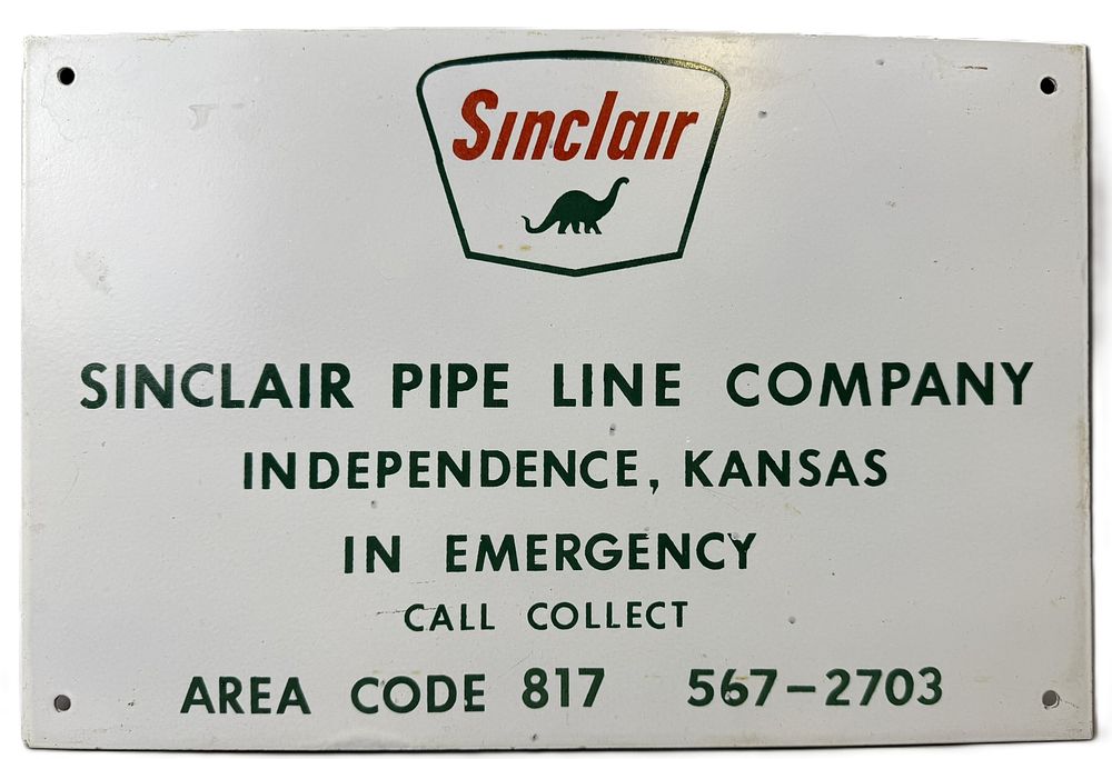 Lot 212: Sinclair Pipe Line Co Independence Kansas SSP Porcelain Sign