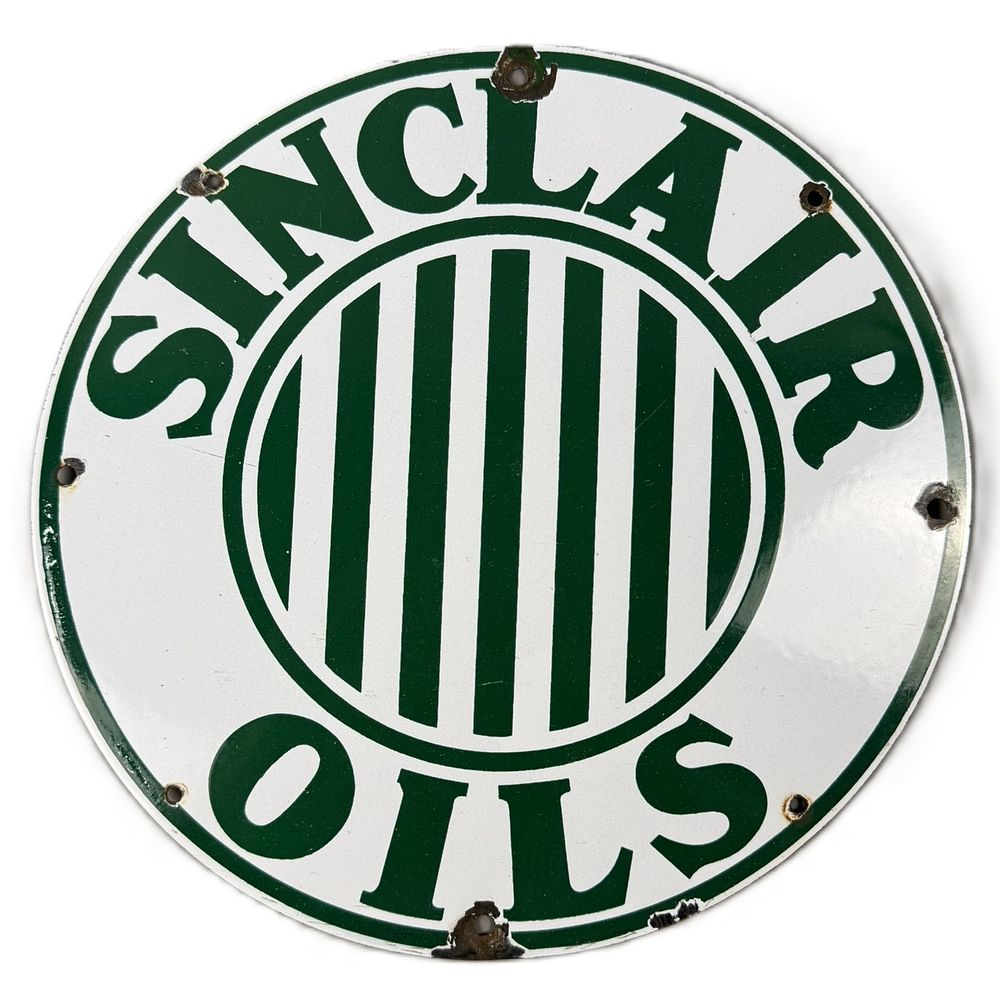 Lot 220: Sinclair Oils SSP Porcelain Advertising 12" Truck Door Sign