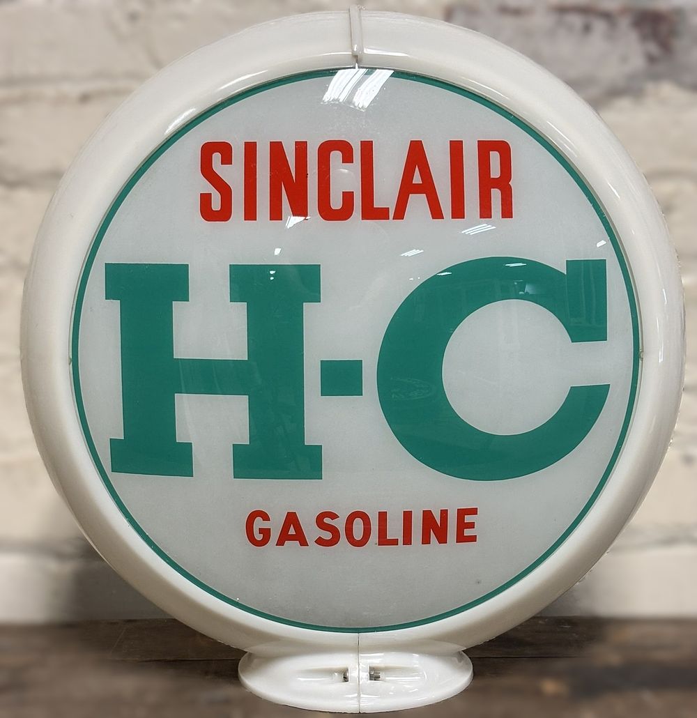 Lot 256: Sinclair H-C Gasoline Straight 13.5" Gas Pump Globe w/ Capco Body