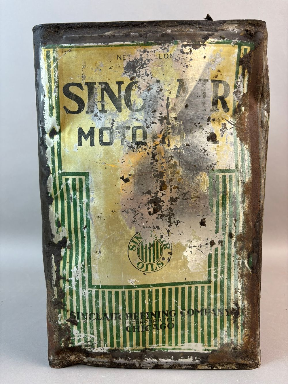 Lot 296: Sinclair Motor Oil 5 Gallon 1920s-30s Can w/ Jail Bars