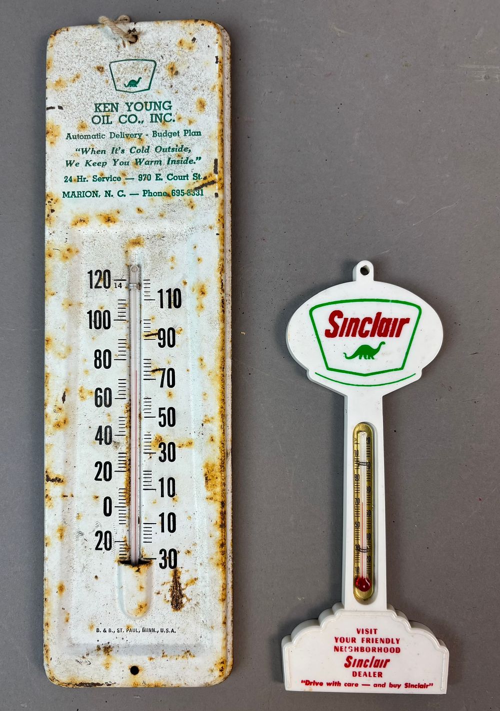 Lot 298: Pair Original Sinclair Dealer Metal & Plastic Thermometers