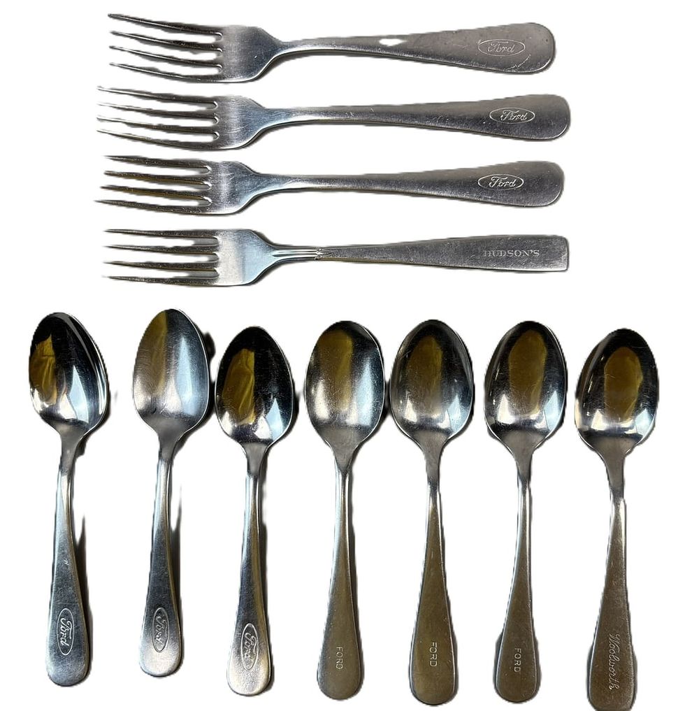 Lot 171: Lot 11 Vintage 50s Ford Motor Cafeteria Forks & Spoons
