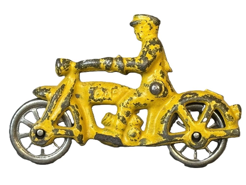 Lot 234B: Original Yellow Painted 1930s Cast Iron 4" Motorcycle Toy