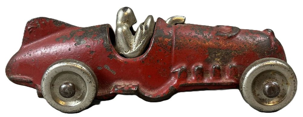 Lot 235: Hubley Original Red Painted 5" Cast Iron Race Car Driver