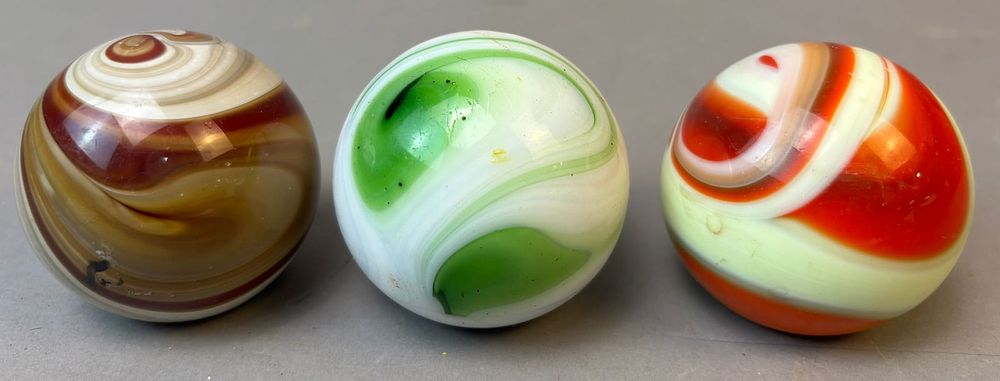 Lot 245B: 3 Original Uranium Glass Art Deco Era Shift Knobs