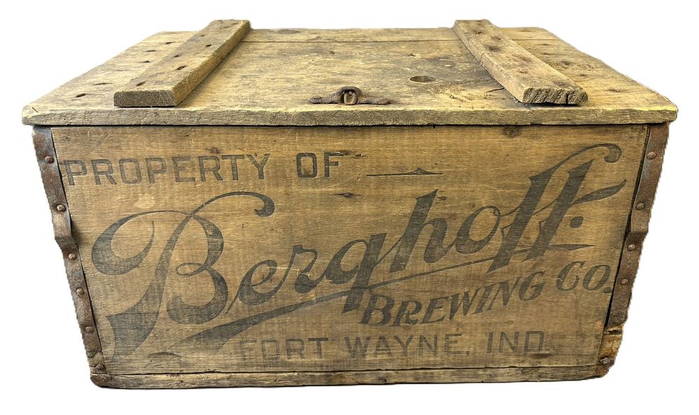 Lot 361B: Berghoff Product Fort Wayne Indiana Pre Prohibition Beer Crate