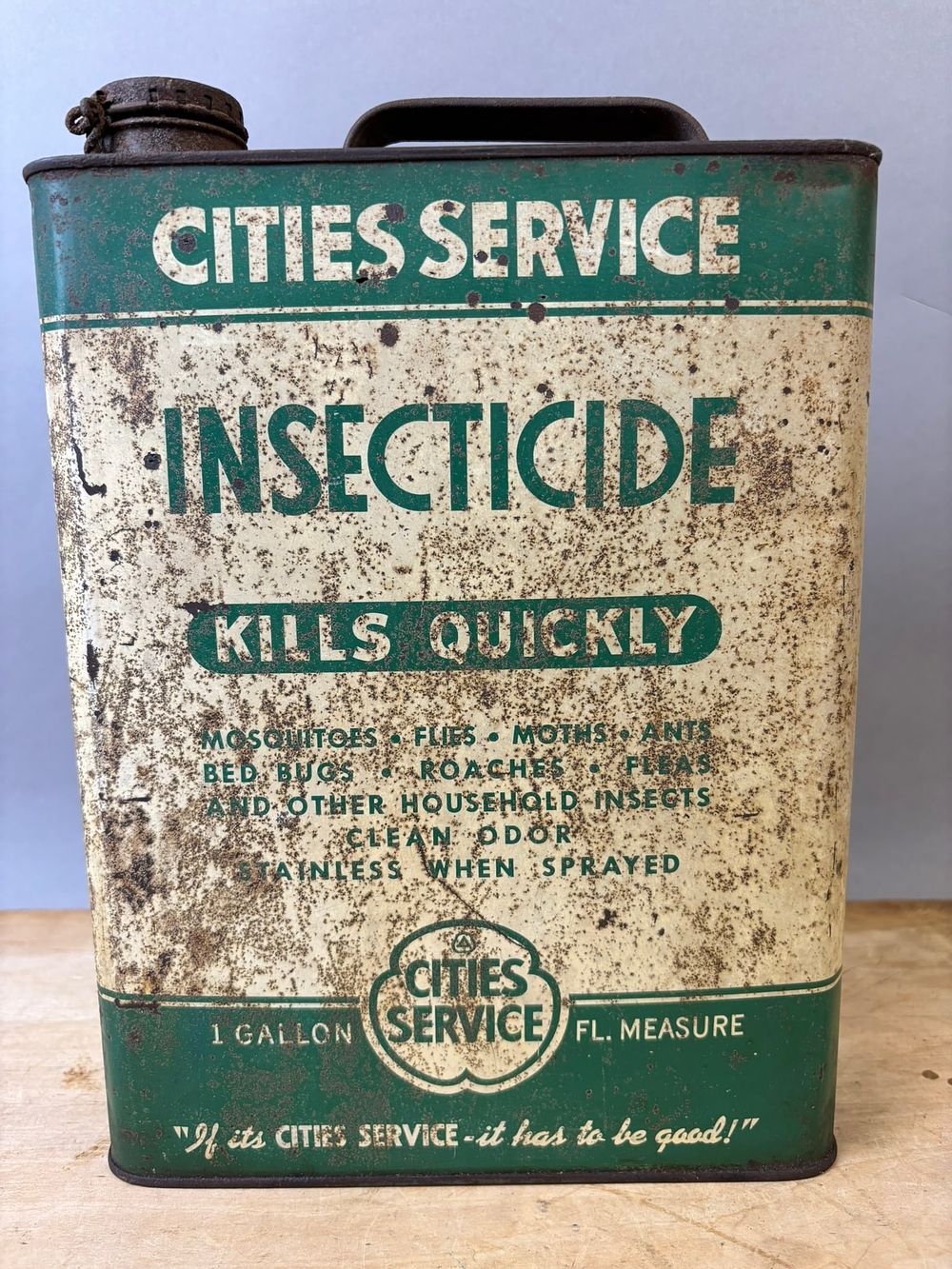 Lot 434: Cities Service Insecticide Kills Quickly Slim 1 Gallon Can