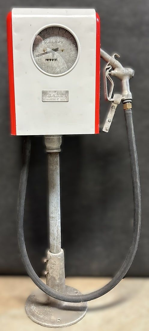 Lot 511: Original Gasboy M. Wilson's Sons Gas Pump w/ Starline Base