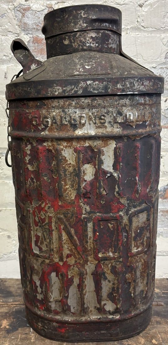 Lot 519: Sunoco Embossed 6 Gallon Motor Oil Metal Can