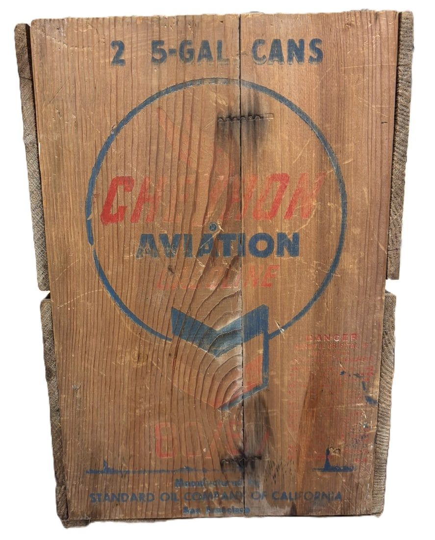 Lot 521: Chevron Aviation Original Wooden 5 Gallon Motor Oil Crate