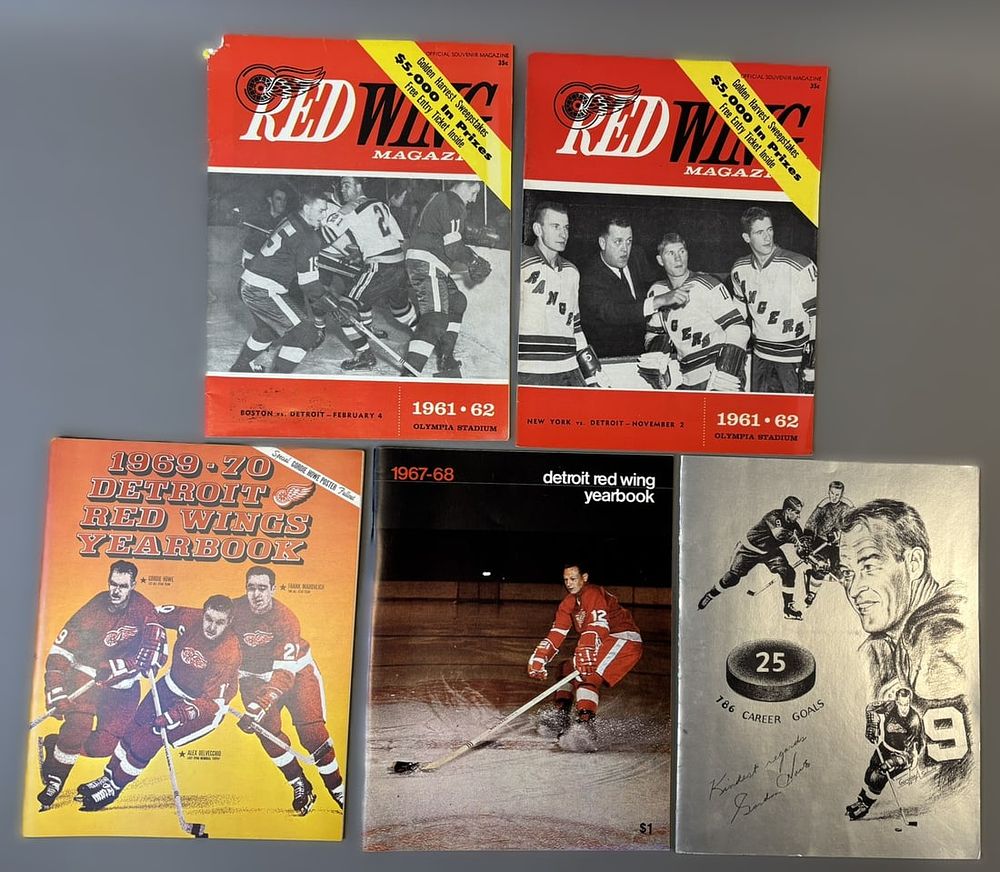 Lot 130: Lot 5 60s 70s Detroit Red Wings Program Magazines Yearbooks Lot