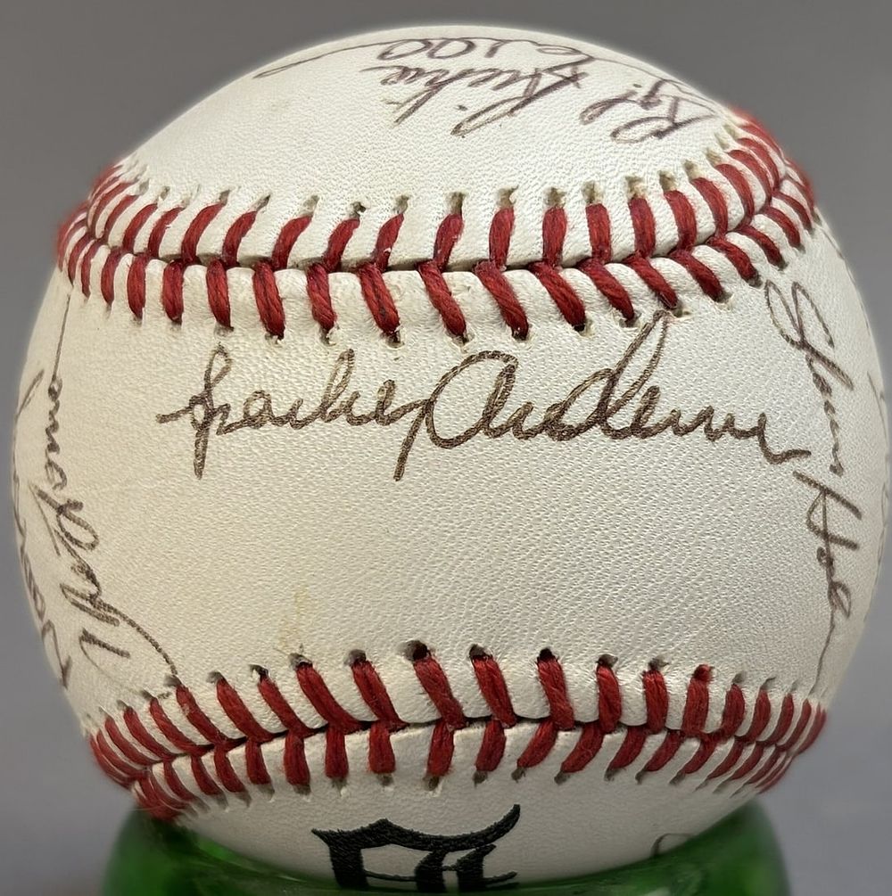 Lot 151: Detroit Tigers 1989 Team Signed Baseball w/ 23 Signatures