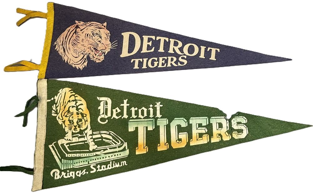 Lot 152: Pair Detroit Tigers Briggs Stadium 40s-50s Full Size Baseball Felt Pennants