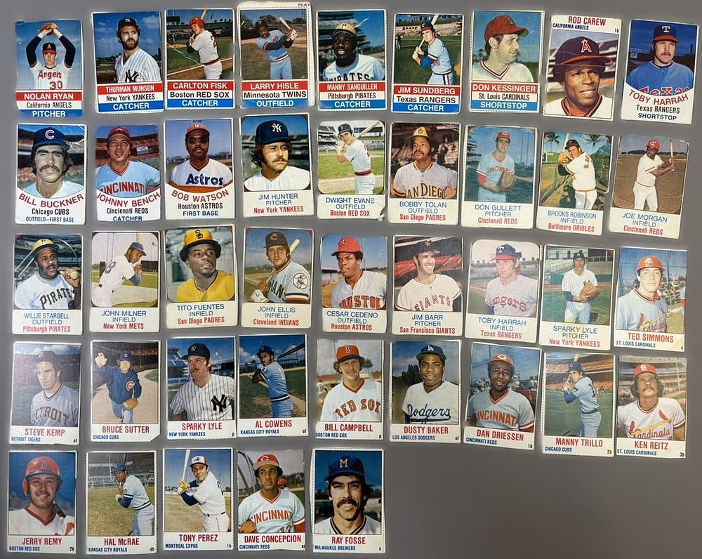 Lot 159: Lot 4 1977-1978 Hostess Baseball Panel Cards Fisk Bench Carew