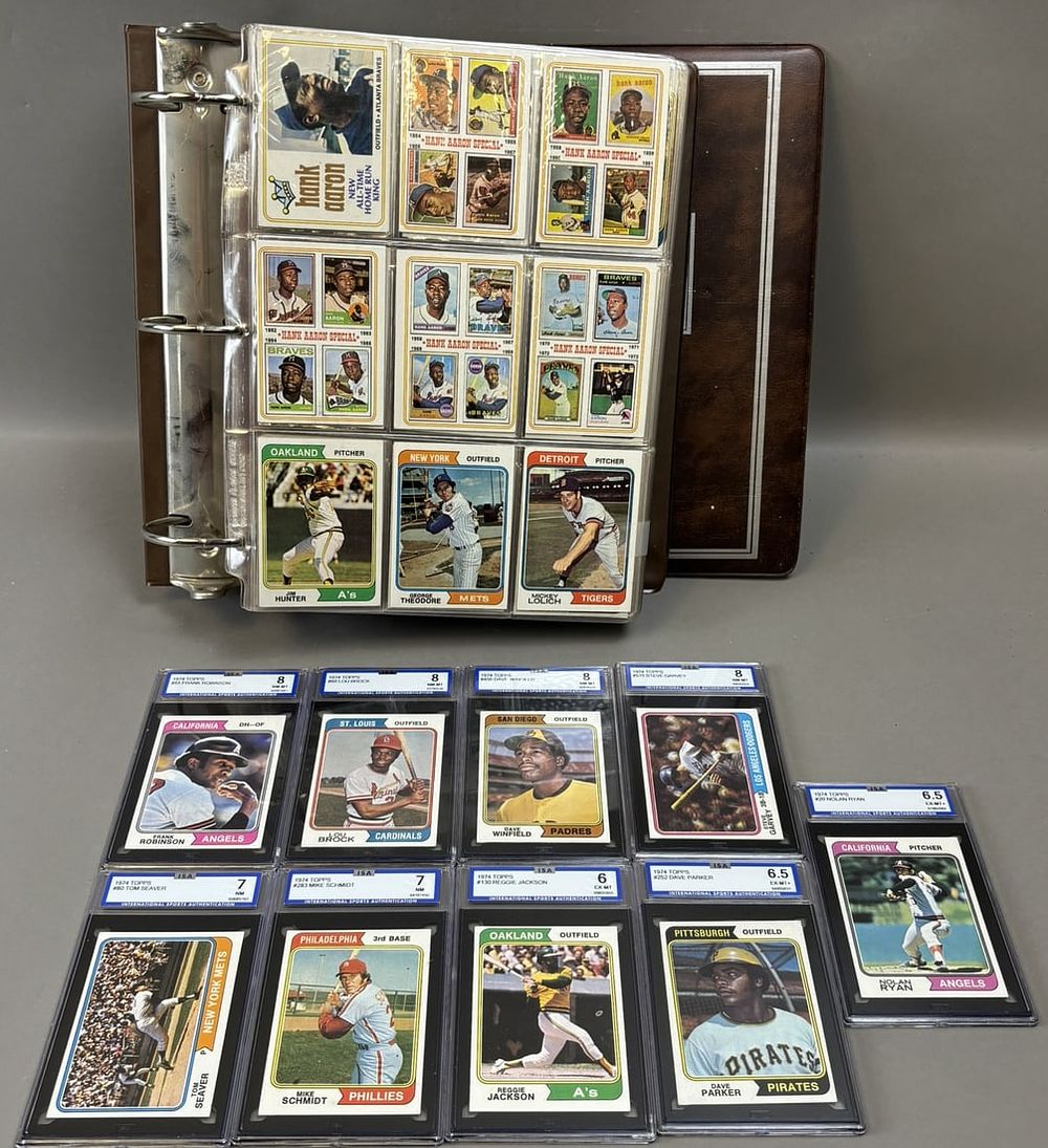 Lot 227: 1974 Topps Near Complete Set Winfield RC #456 ISA 8 NM-MT Missing 2 Cards High Grade