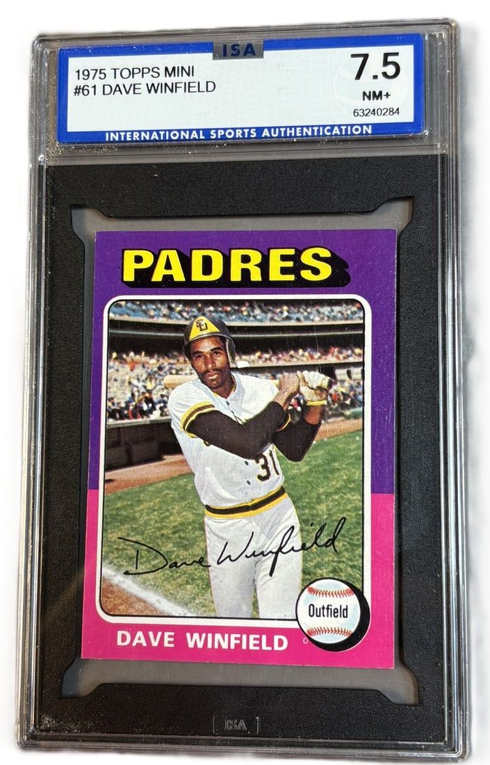 Lot 228D: 1975 Topps Mini #61 Dave Winfield ISA 7.5 NM+ Near Mint Plus