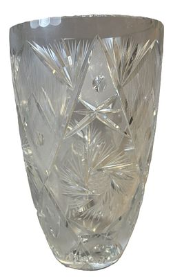 Large Heavy Cut Crystal Vase 11.75" Brilliant Star Pattern. Offered here is an impressive large 