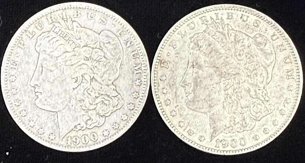 Two 1900 Morgan Silver Dollars Circulated Pair. Lot of two United States Morgan silver dollars 