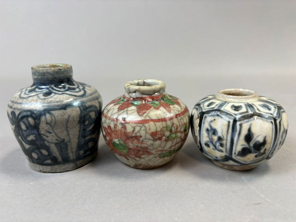 Lot 209: Three Chinese Miniature Crackle Glaze Porcelain Vases Blue White & Enameled