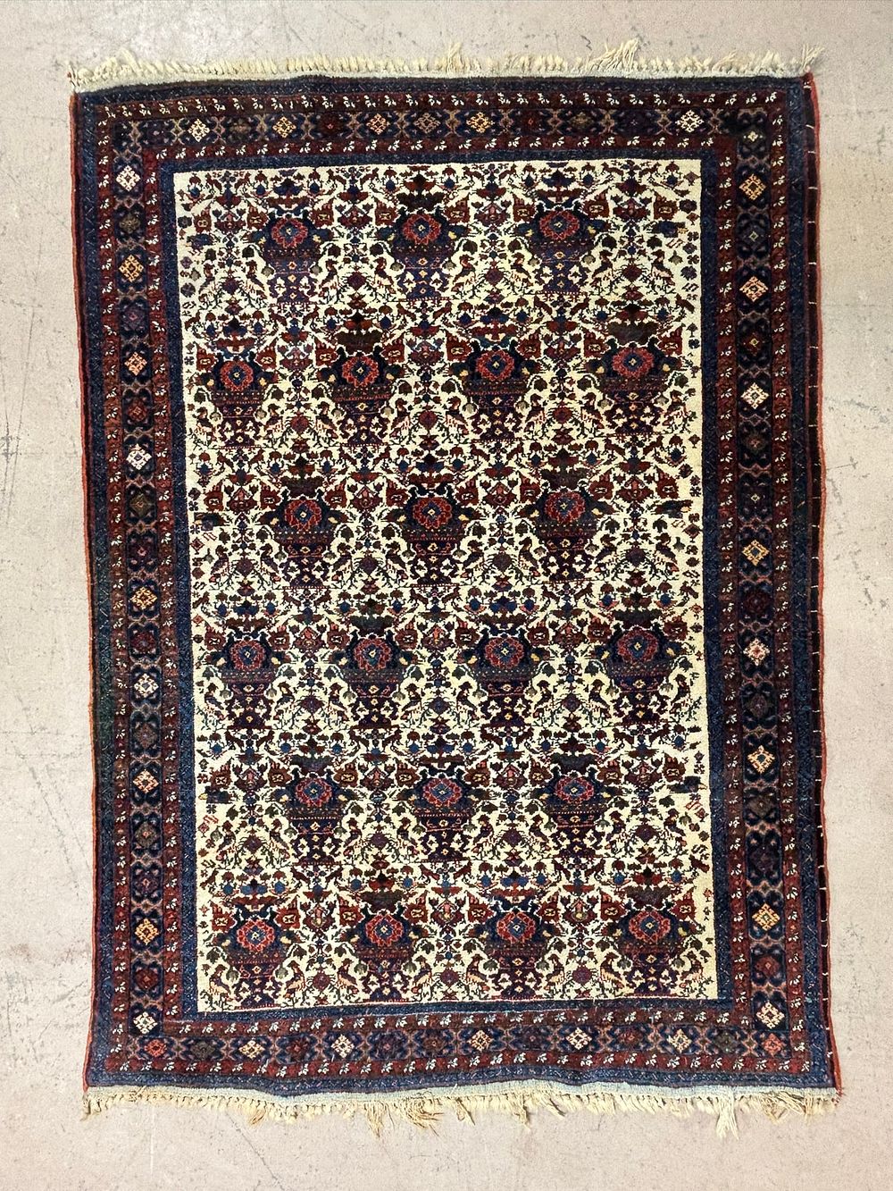 Lot 292: Hand Woven Persian Bakhtiari Style Wool Rug Garden Panel Carpet 5x4