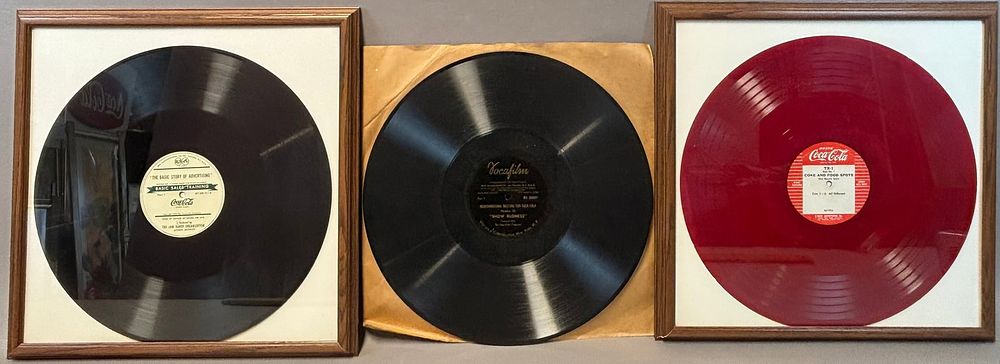 Lot 276: Lot 3 Drink Coca Cola Original Coke & Food Spots 33 1/3 RPM Records