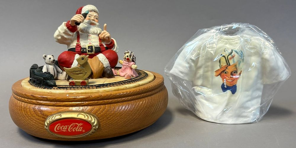 Lot 423: Pair Vintage Coca Cola Advertising Items Parade of Wooden Soldiers Music Box