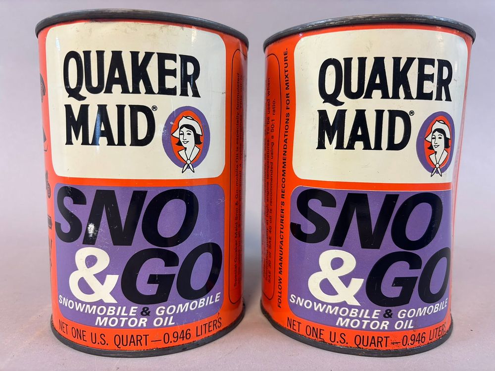 Lot 157: Pair Full Quaker Maid Sno & Go Snowmobile Metal Quart Motor Oil Cans