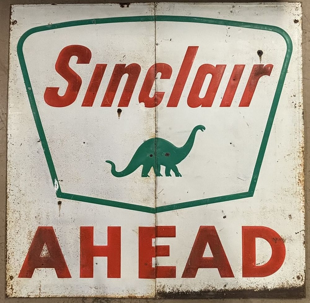 Lot 206: Sinclair Ahead Embossed SST Painted Metal 2 Piece Advertising 5'x5' Gas Sign