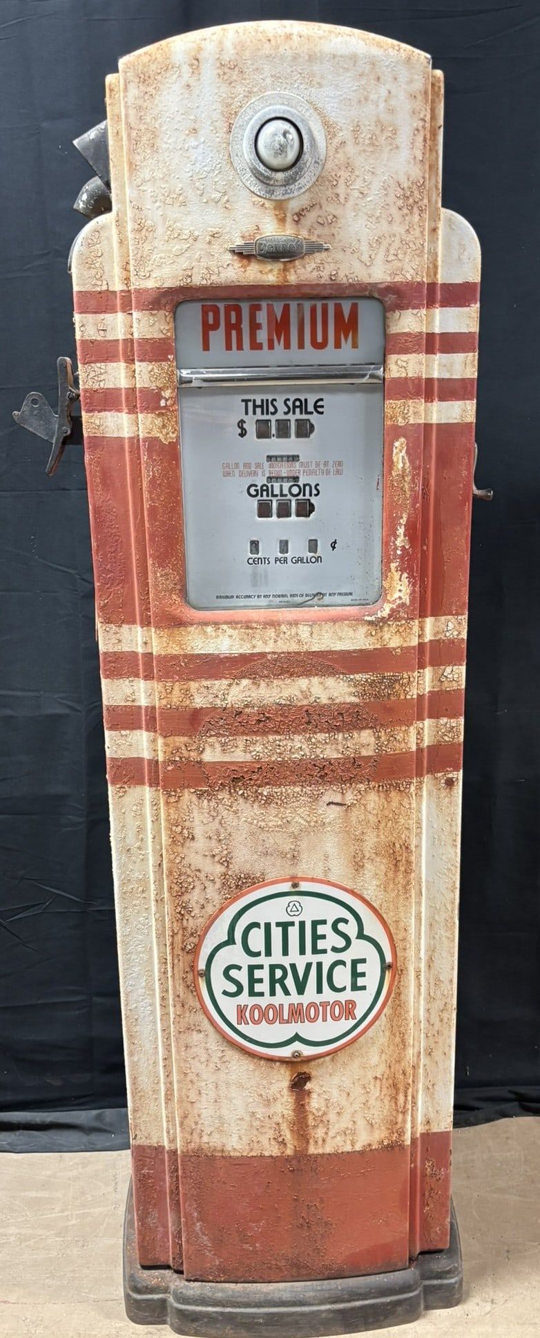 Lot 212: Bennett Model 546B Cities Service Original Koolmoter Gas Service Station Pump