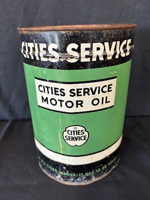 Cities Service 1940s 5 US Quart Metal Motor Oil Can. Missing the bottom. Overall good condition. 