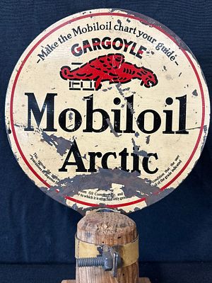 Mobil Arctic Gargoyle Painted Metal Lubester Paddle Sign. 7" diameter - Great looking paddle 