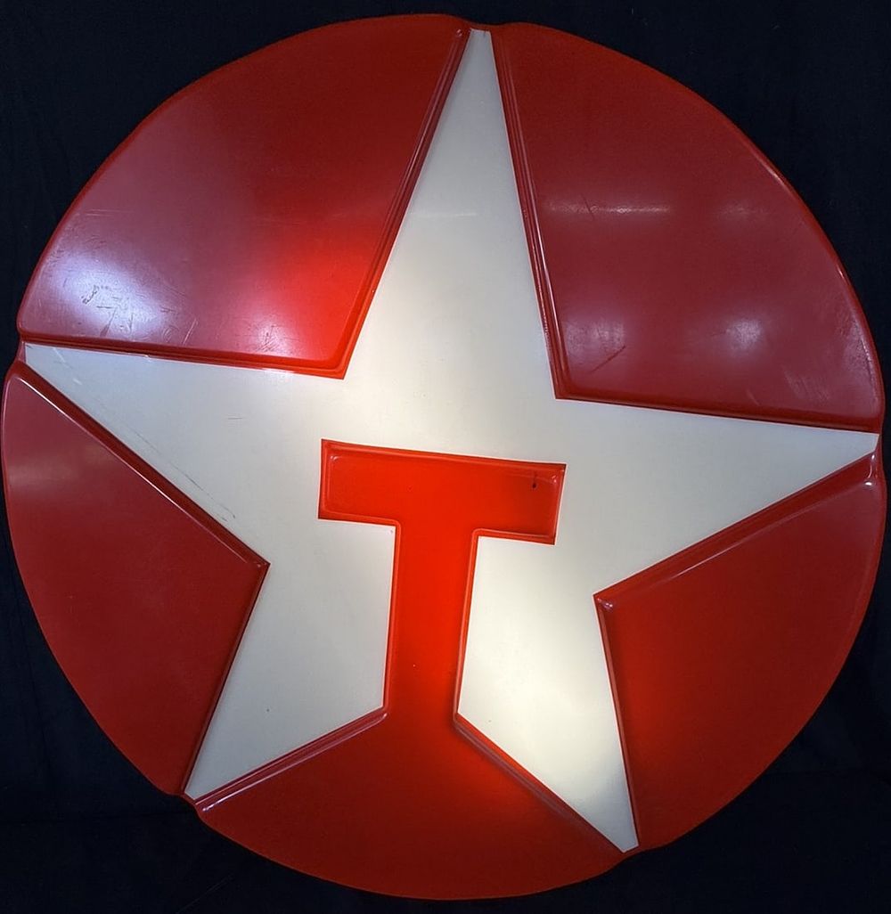 Lot 304: Texaco Embossed Plastic Lighted 32" Round Gas Station Sign