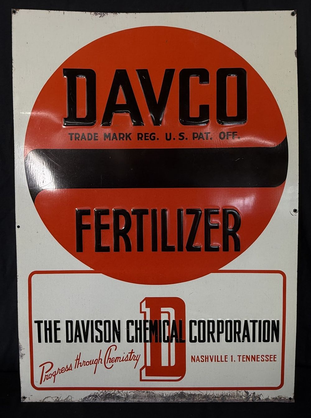 Lot 433: Davco Fertilizer Davison Chemical Tin SST Embossed Farm Sign