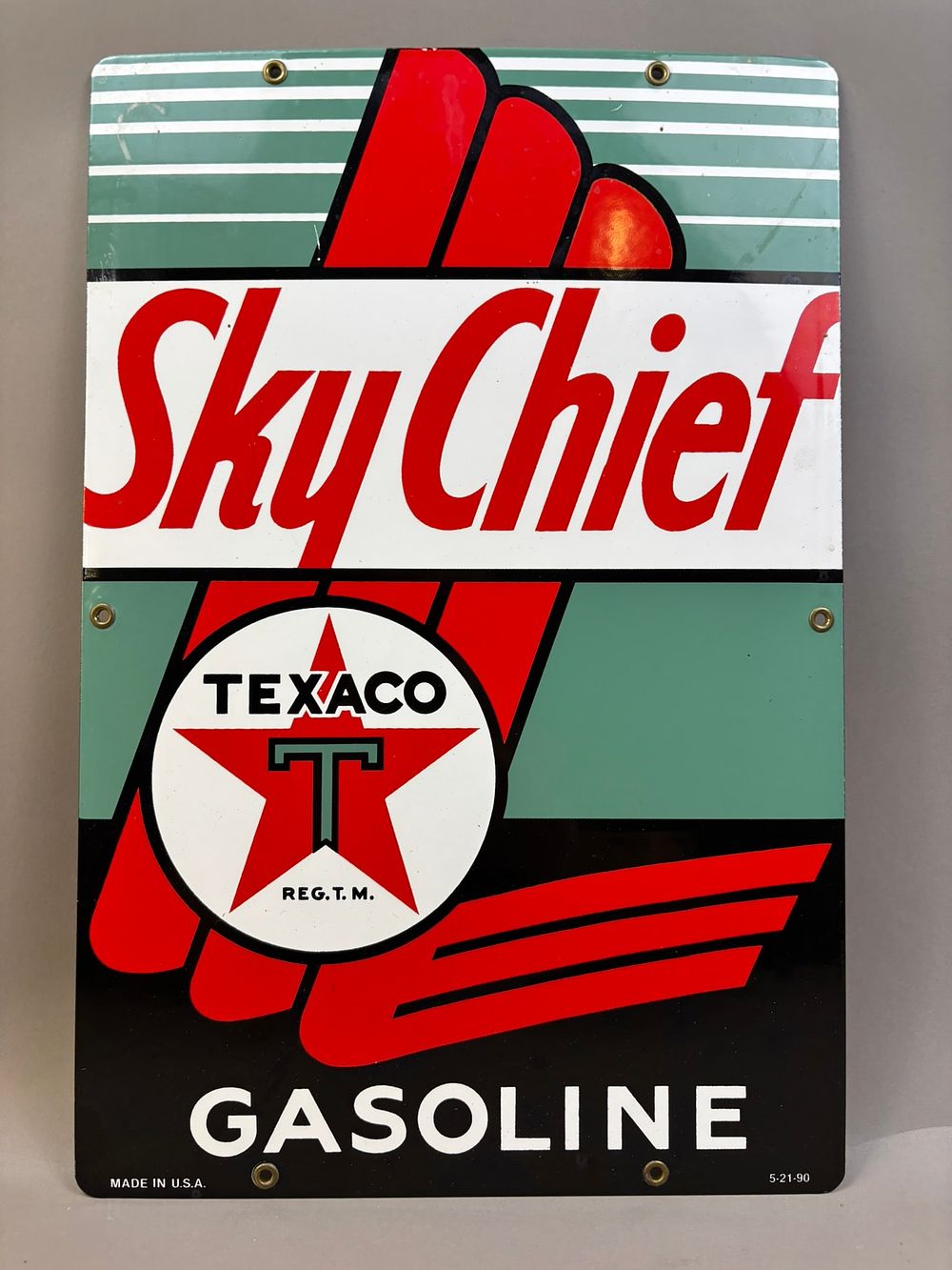 Lot 531: Sky Chief Texaco Gasoline SSP Porcelain Gas Pump Plate 1990