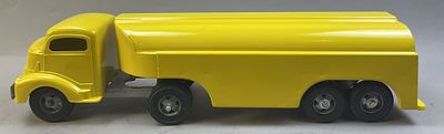 Vintage Smith Miller Pressed Steel Tanker Truck. The truck appears to have been repainted with a 