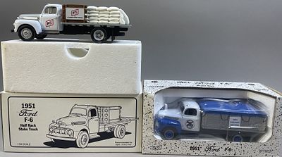 First Gear Ford Stake Truck & Grain Box Models. Please make sure you view all photos and ask any 